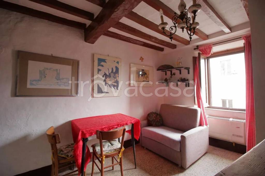 appartamento in vendita ad Amelia