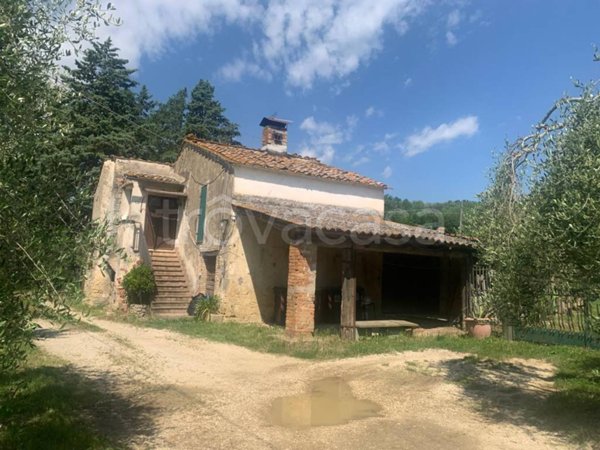 casa indipendente in vendita ad Amelia