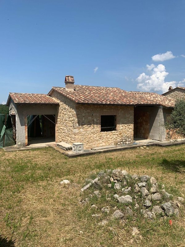 quadrivano in vendita ad Amelia