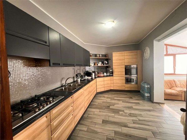 casa indipendente in vendita ad Amelia