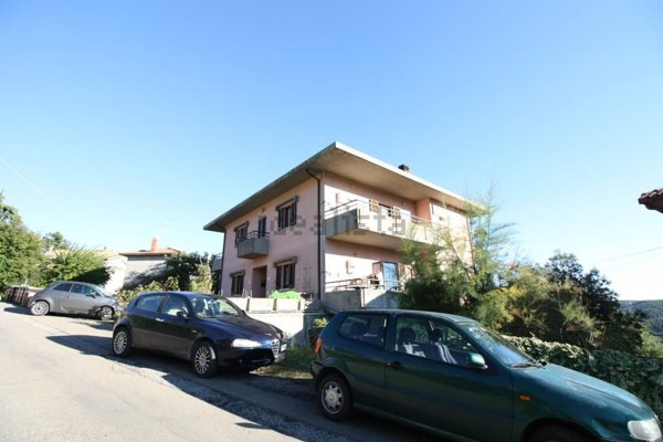 casa indipendente in vendita ad Amelia