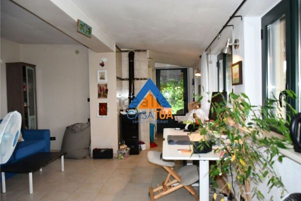 casa indipendente in vendita ad Amelia