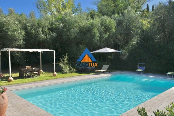 casa indipendente in vendita ad Amelia