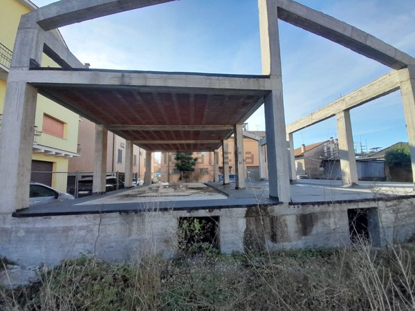 casa indipendente in vendita ad Amelia