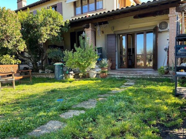 appartamento in vendita ad Amelia
