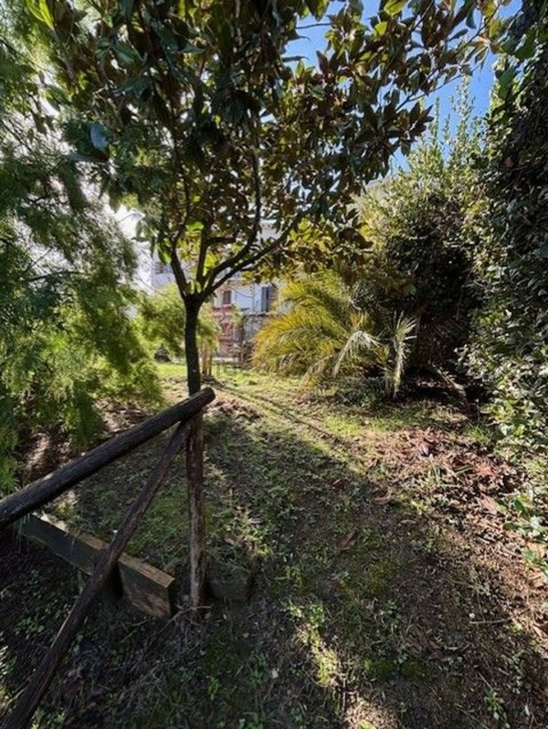 casa indipendente in vendita ad Amelia