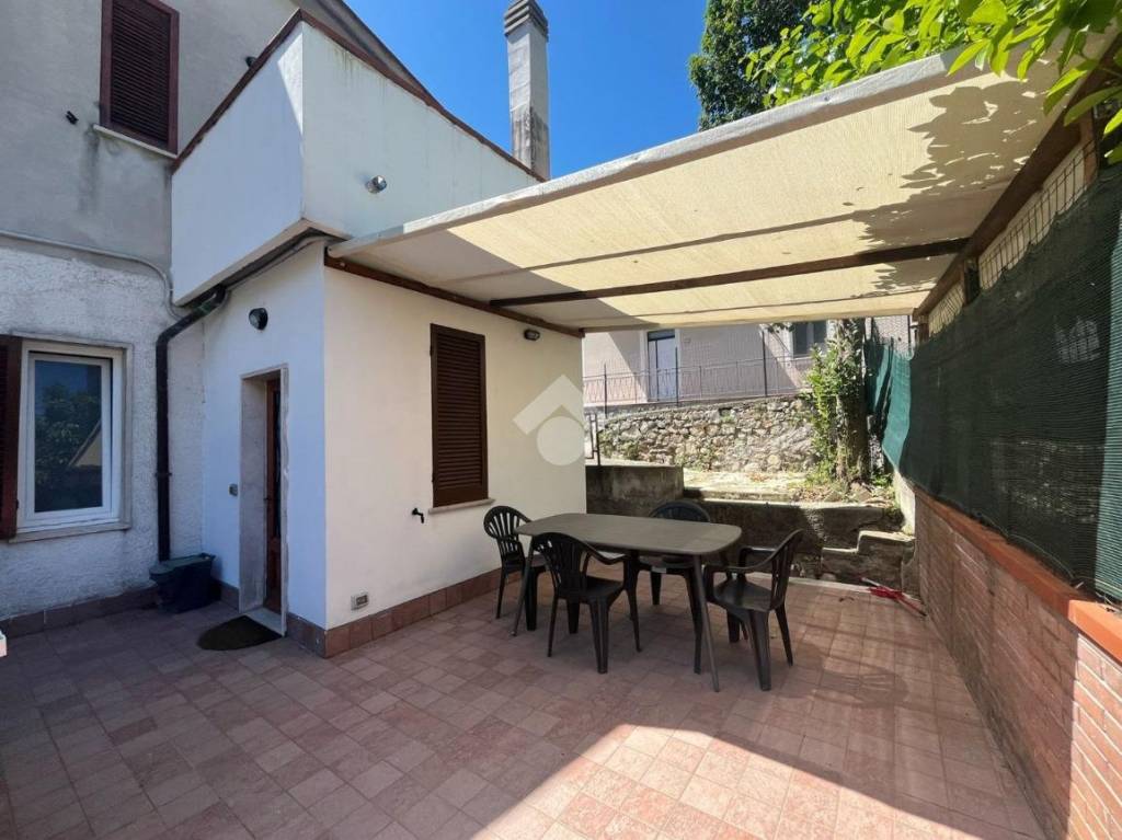 casa indipendente in vendita ad Amelia