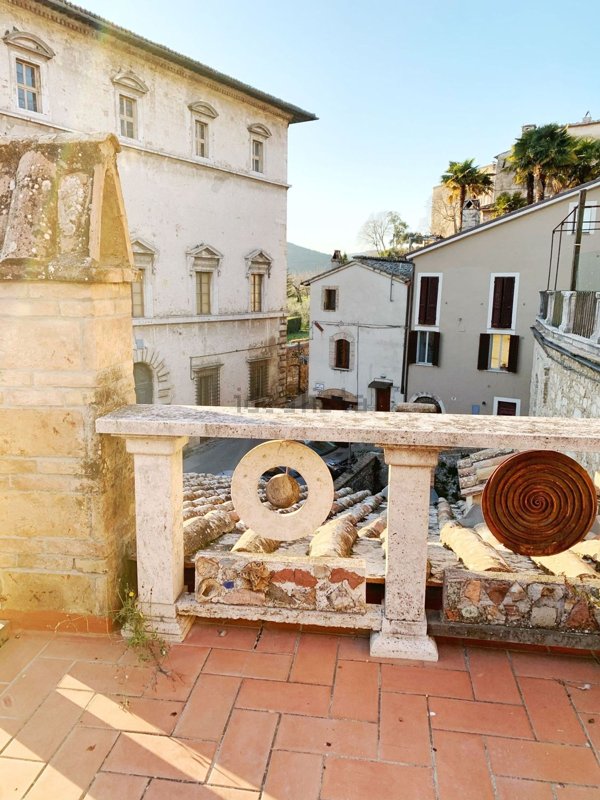 appartamento in vendita ad Amelia