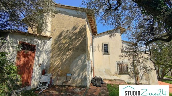 casale in vendita ad Amelia