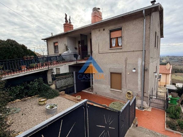 appartamento in vendita ad Amelia