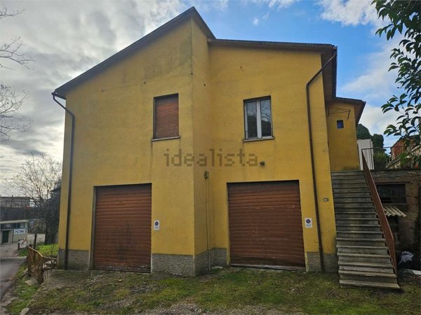 casa indipendente in vendita ad Amelia