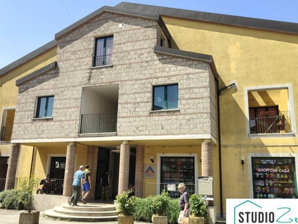 negozio in vendita ad Amelia