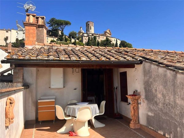 appartamento in vendita ad Amelia