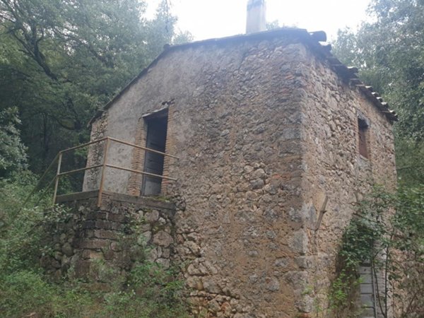 casa indipendente in vendita ad Amelia