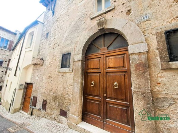 appartamento in vendita ad Amelia