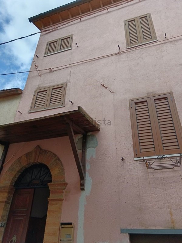 casa semindipendente in vendita ad Amelia