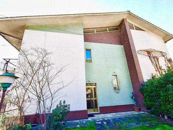 casa indipendente in vendita ad Amelia