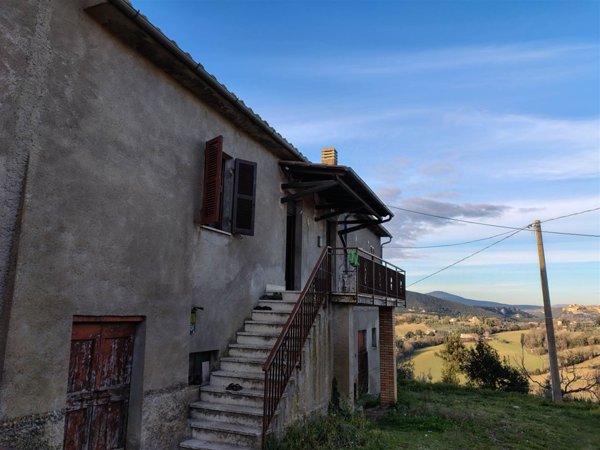 casa indipendente in vendita ad Amelia