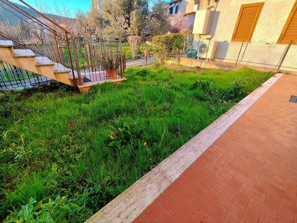 appartamento in vendita ad Amelia