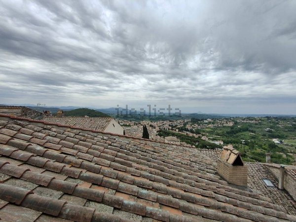 appartamento in vendita ad Amelia