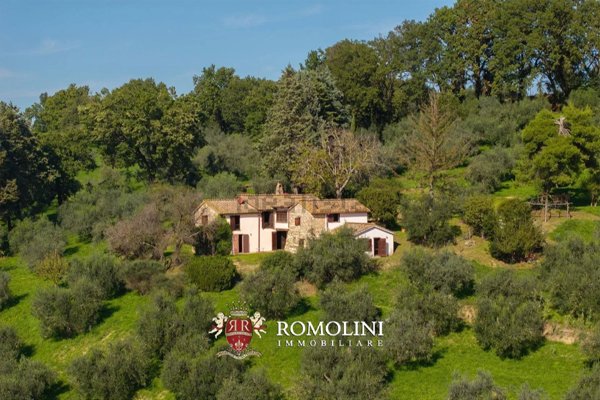 casa indipendente in vendita ad Amelia