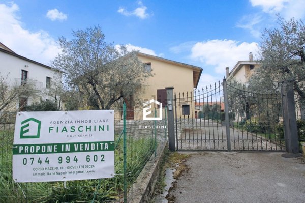 appartamento in vendita ad Amelia