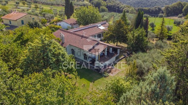 casa indipendente in vendita ad Amelia