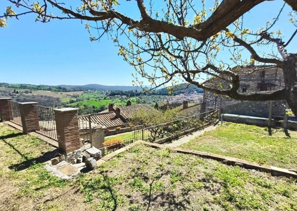 casa indipendente in vendita ad Amelia