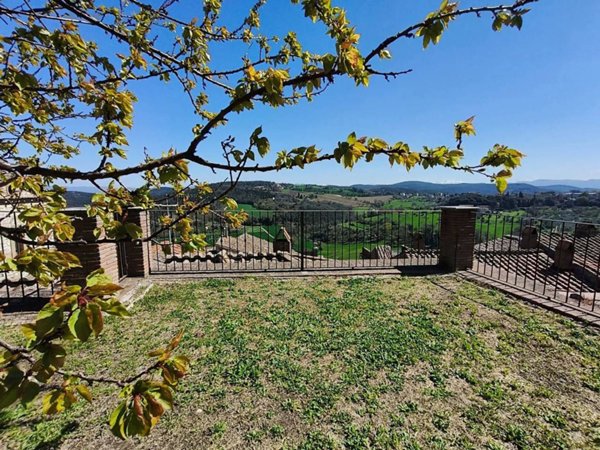 casa indipendente in vendita ad Amelia