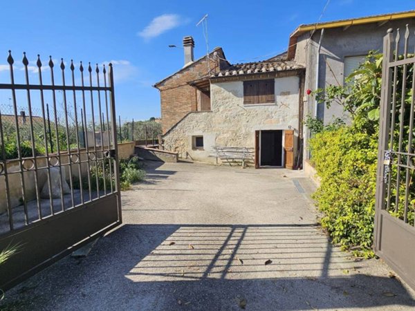 appartamento in vendita ad Amelia