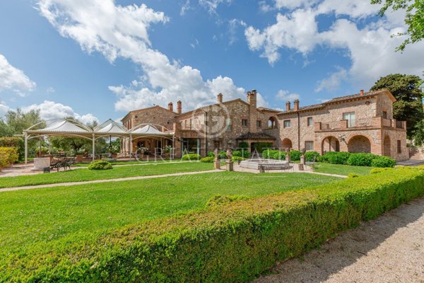 villa in vendita ad Amelia