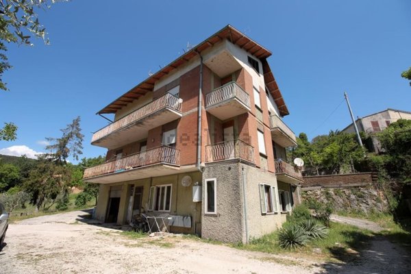 appartamento in vendita ad Amelia