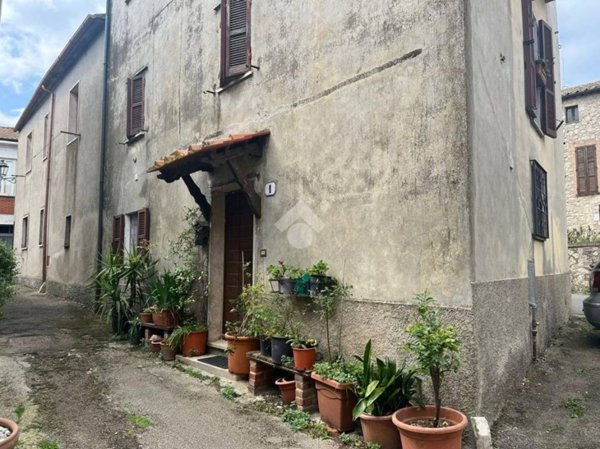 appartamento in vendita ad Amelia