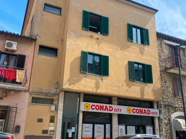 appartamento in vendita ad Amelia
