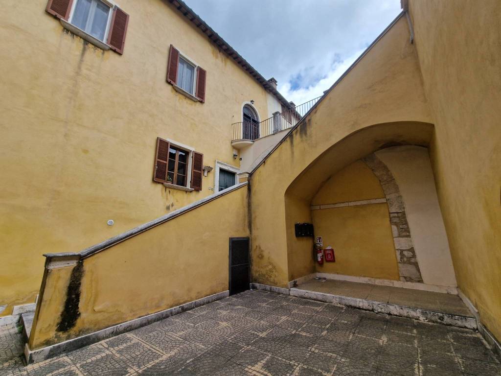 appartamento in vendita ad Amelia