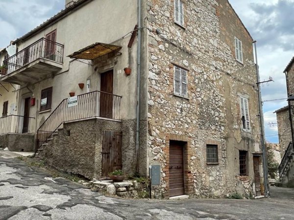 appartamento in vendita ad Amelia