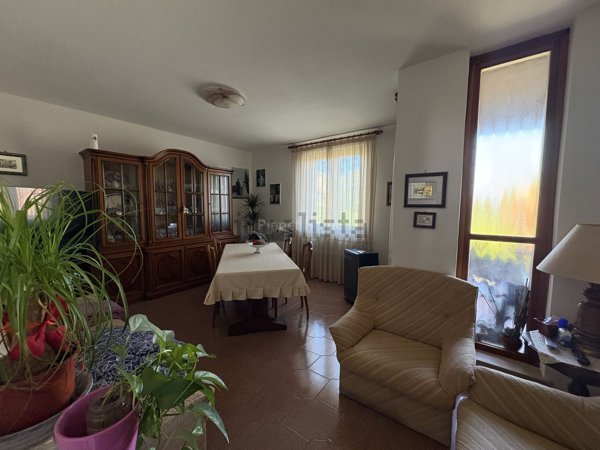 casa indipendente in vendita ad Amelia