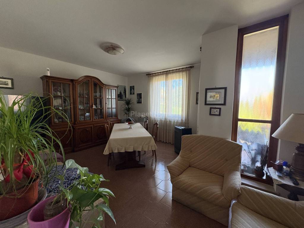 casa indipendente in vendita ad Amelia