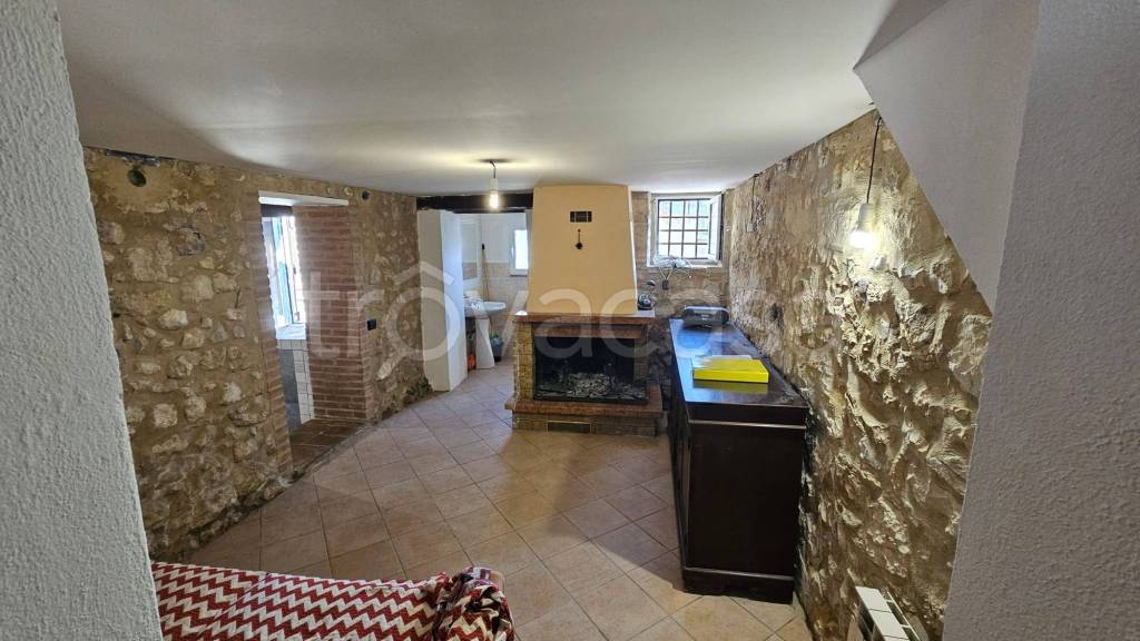 appartamento in vendita ad Amelia
