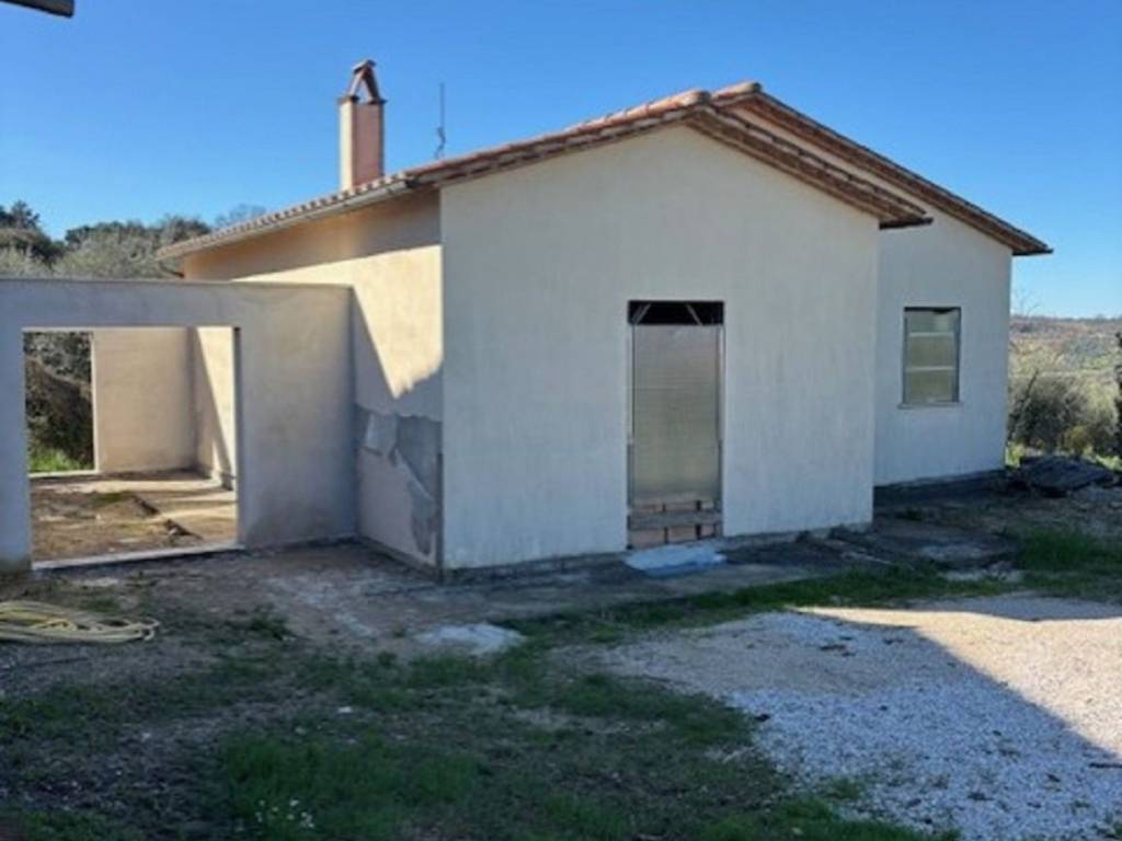 casa indipendente in vendita ad Amelia