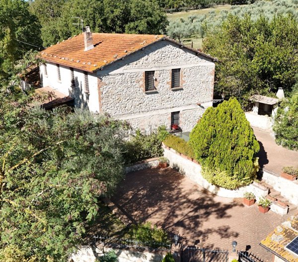 casale in vendita ad Amelia