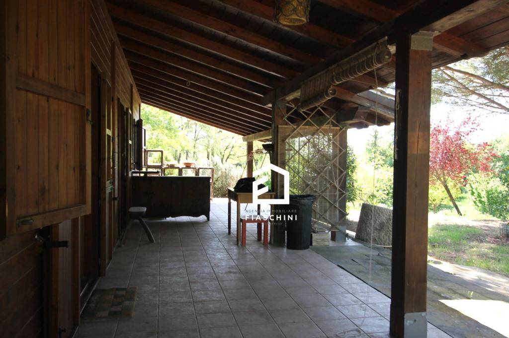 casa indipendente in vendita ad Amelia