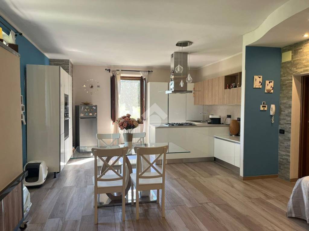 casa indipendente in vendita ad Amelia