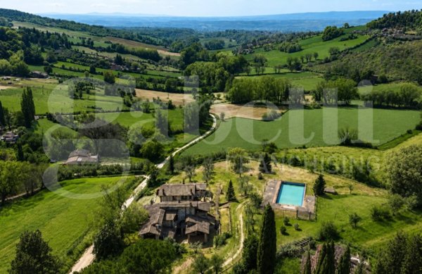 casa indipendente in vendita ad Amelia