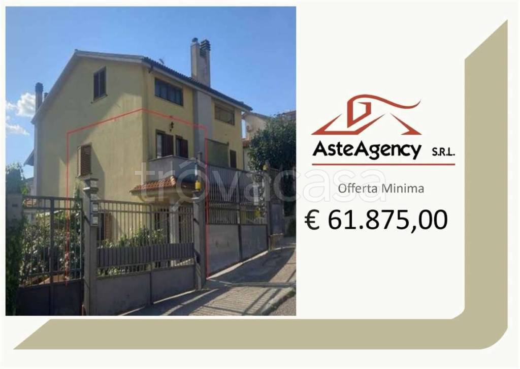 casa indipendente in vendita ad Amelia