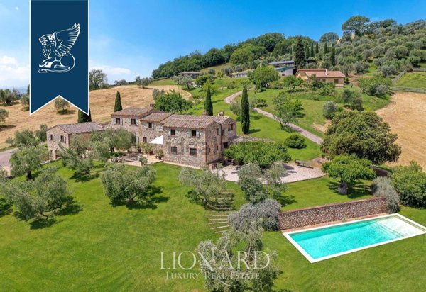 casa indipendente in vendita ad Amelia