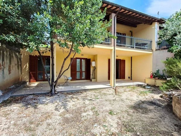 casa indipendente in vendita ad Amelia