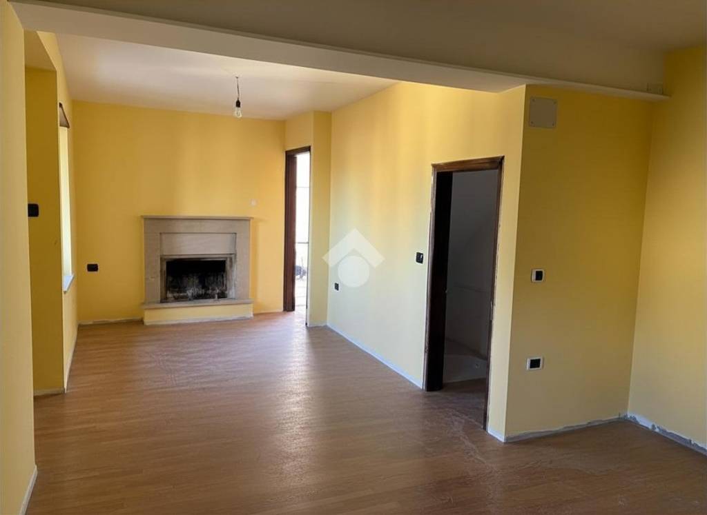 casa indipendente in vendita ad Amelia