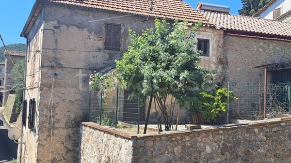 appartamento in vendita ad Amelia