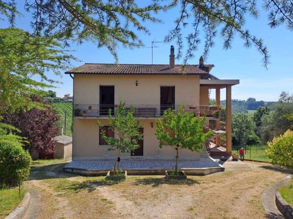 appartamento in vendita ad Amelia